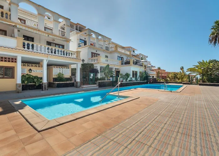 Exclusive Americas *